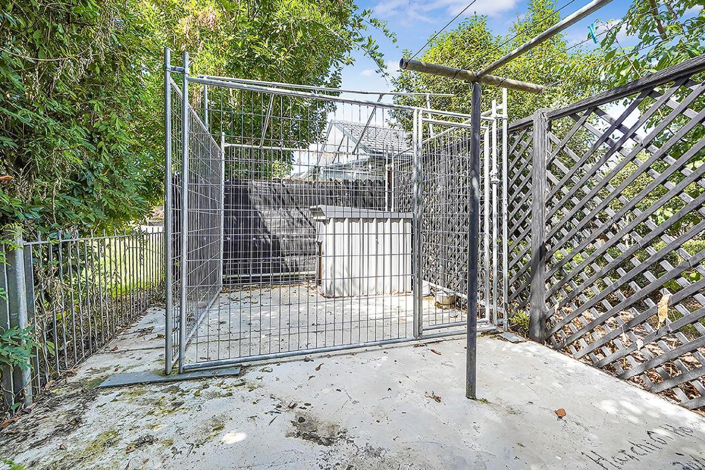 Wow, Spacious With A Pool Ferienhaus *